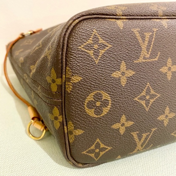 Authentic Louis Vuitton Monogram ‘Neverfull’ PM - Picture 5 of 15